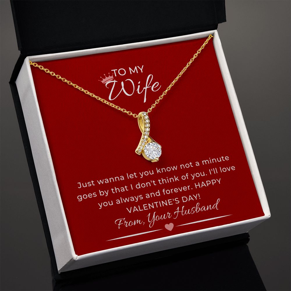 Alluring Beauty Necklace For Her on Valentine's Day