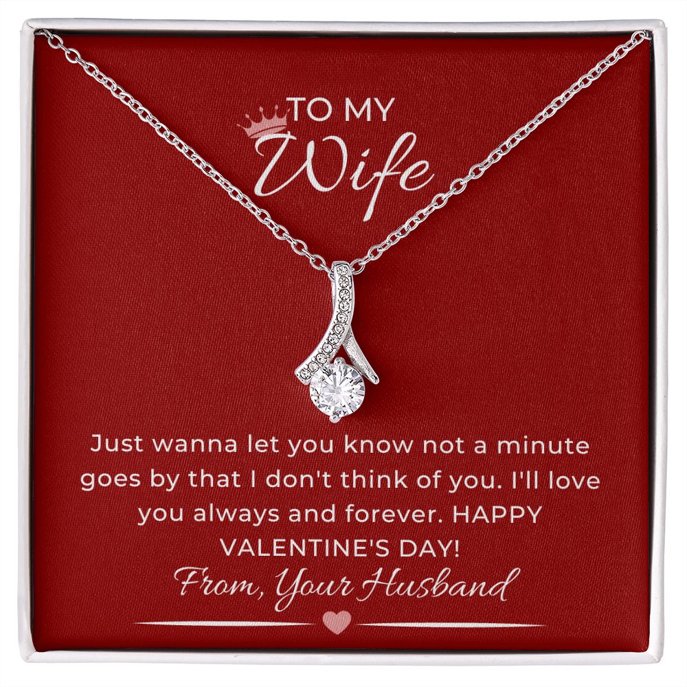 Alluring Beauty Necklace For Her on Valentine's Day