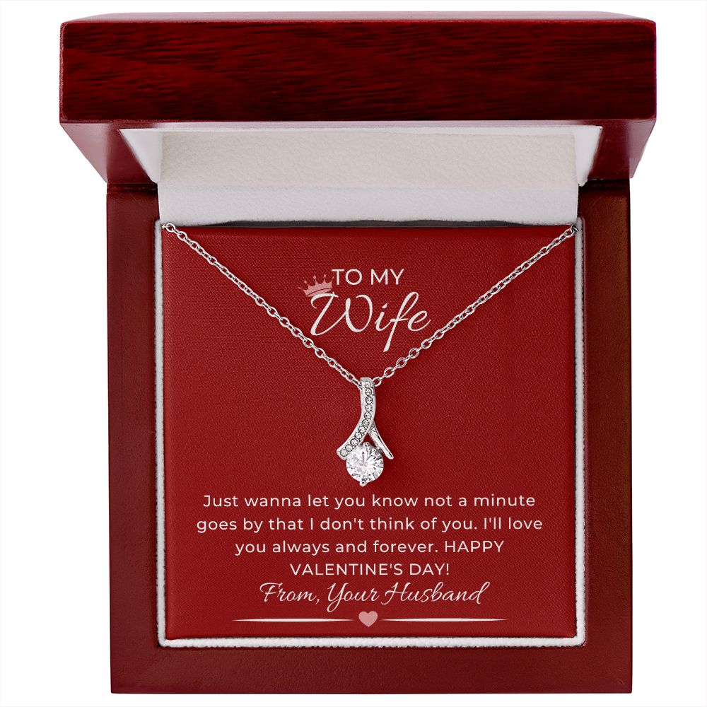 Alluring Beauty Necklace For Her on Valentine's Day
