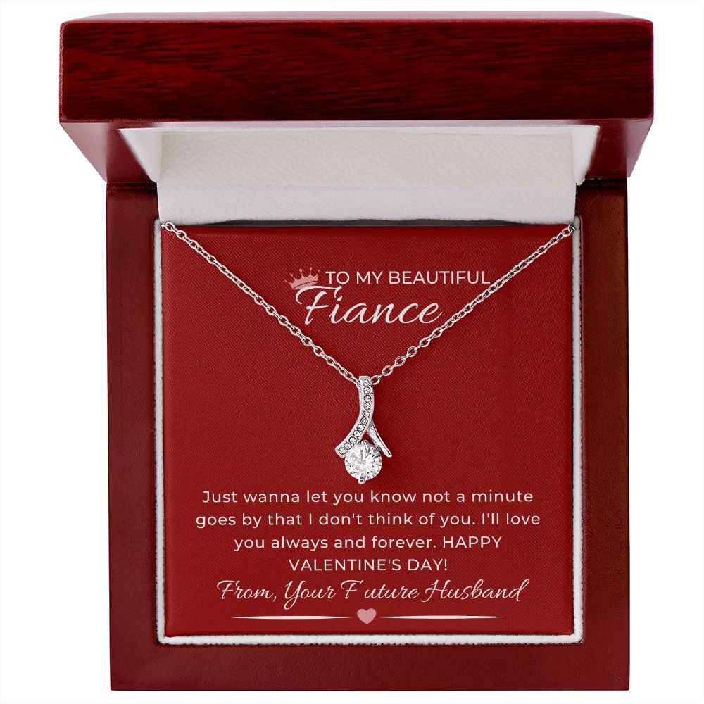 Alluring Beauty Necklace For Her on Valentine's Day